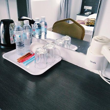 D'Metro Hotel Шах Алам Екстериор снимка