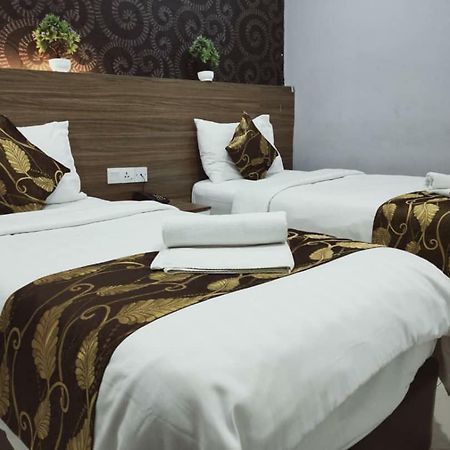 D'Metro Hotel Шах Алам Екстериор снимка