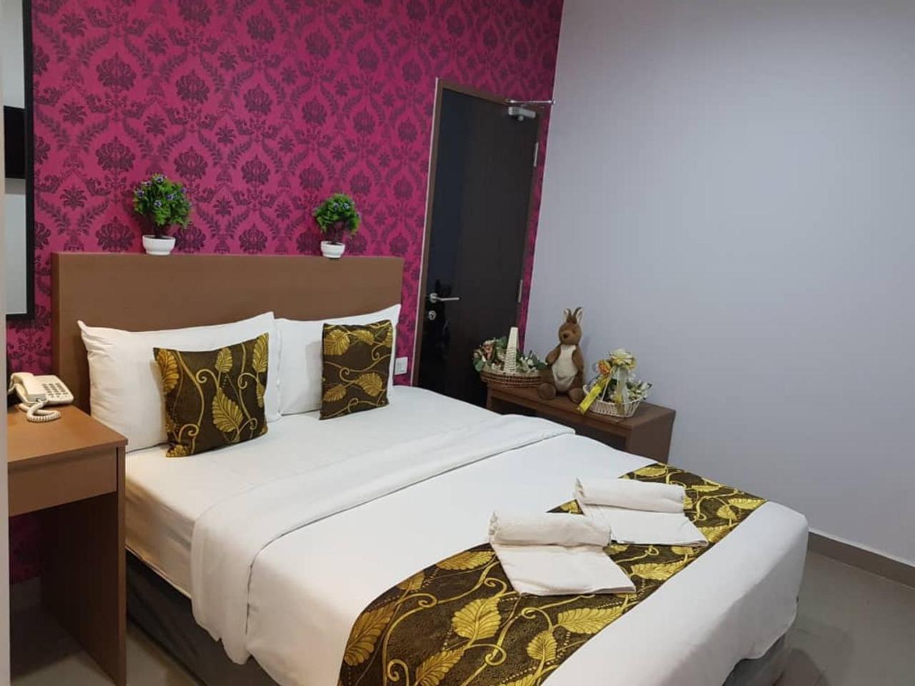 D'Metro Hotel Шах Алам Екстериор снимка