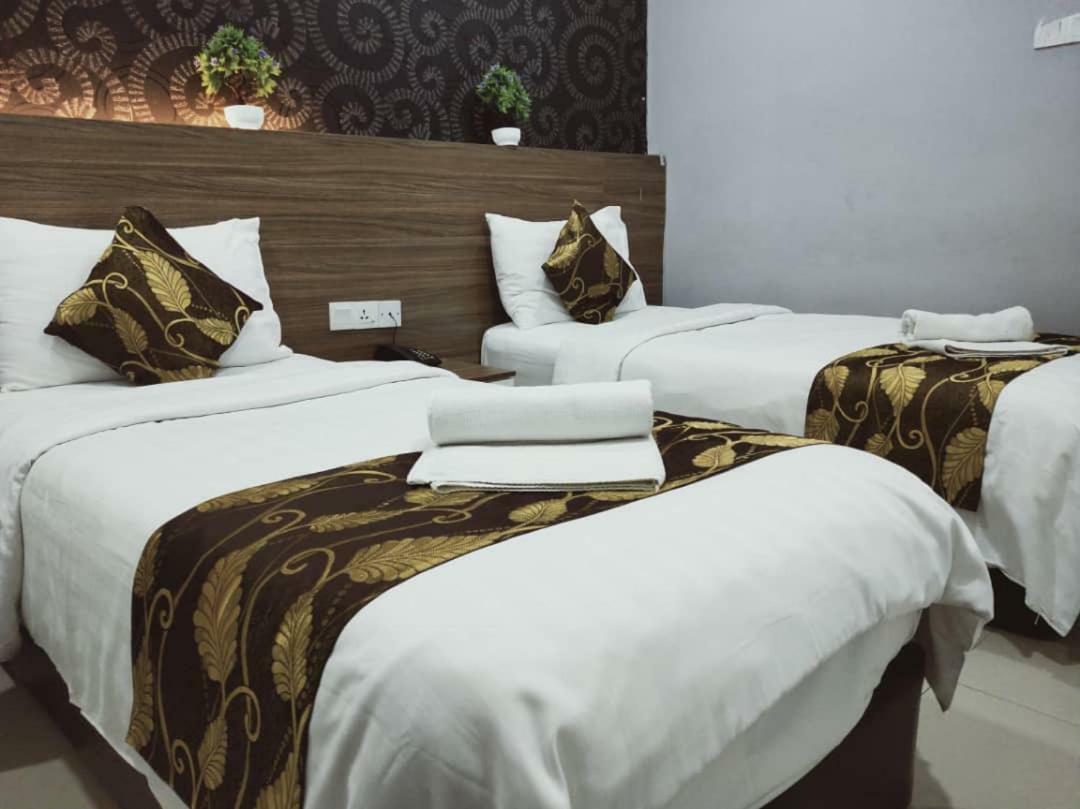 D'Metro Hotel Шах Алам Екстериор снимка