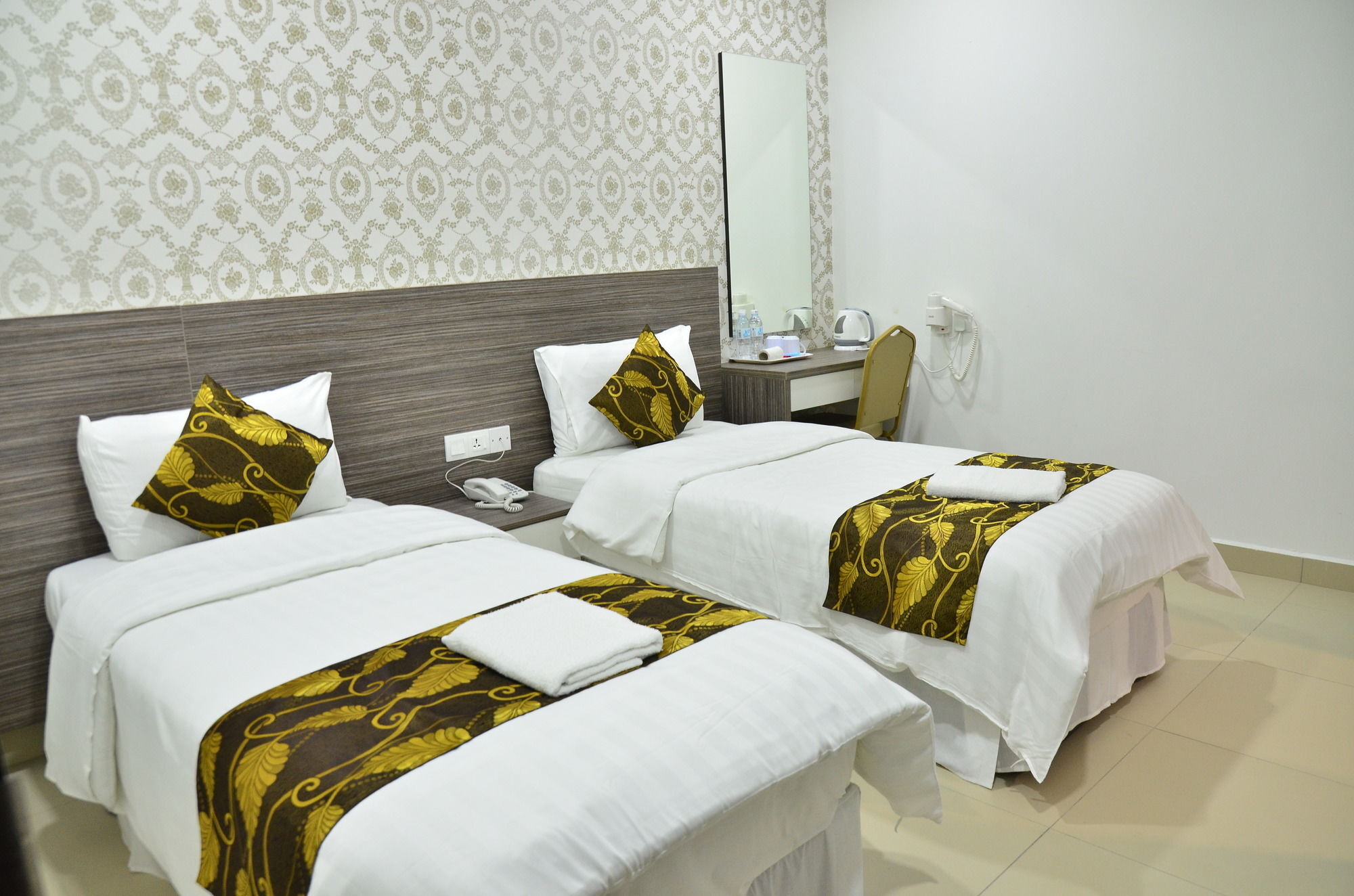 D'Metro Hotel Шах Алам Екстериор снимка