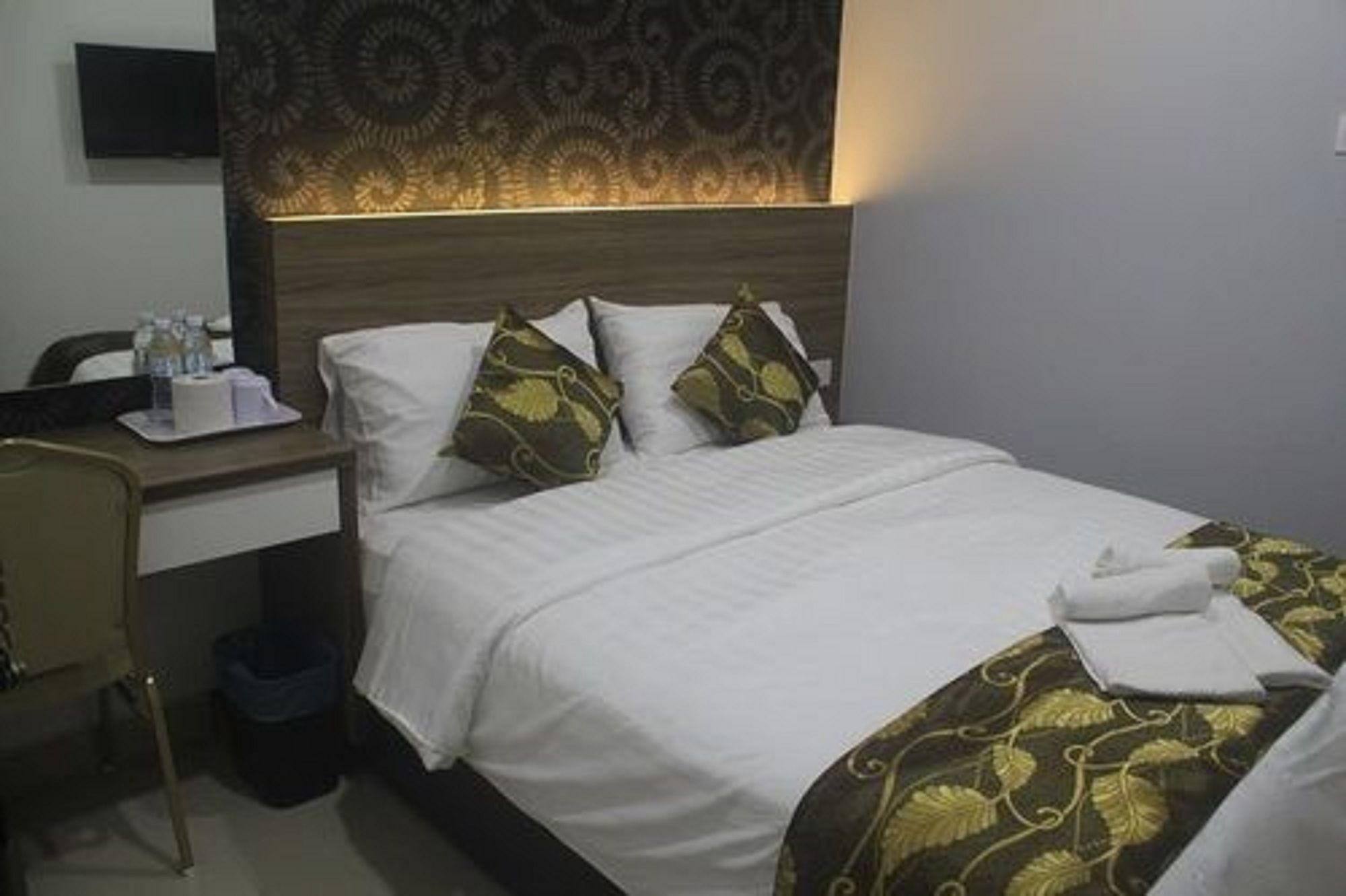 D'Metro Hotel Шах Алам Екстериор снимка