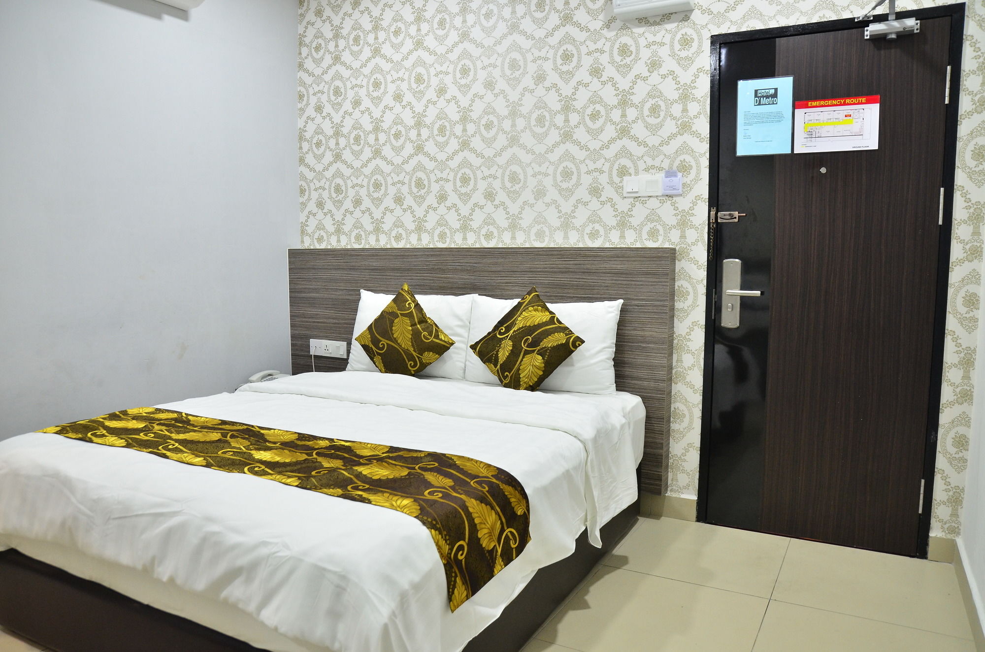 D'Metro Hotel Шах Алам Екстериор снимка